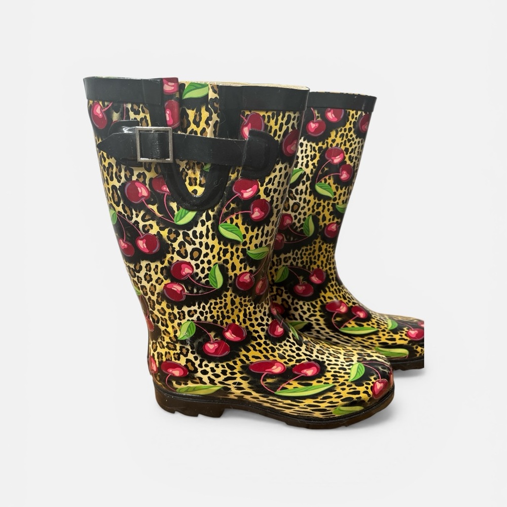 chooka Cherry & Leopard Rain Boots - Women’s Sz 8